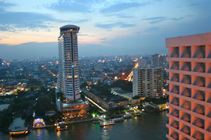 WF_0907_ONLINE_Hilton_HiltonHotelBangkok_300x200